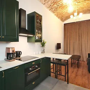 https://ddapartments2.krakowhotelspoland.com